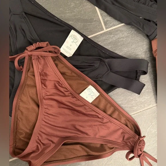 Kona Sol Bikini Tops and Bottoms - 5 Pieces - 3 tops D/DD, 2 bottoms MEDIUM - Picture 4 of 5